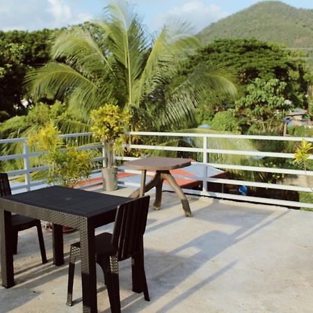 Angel Gabriel Homestay Coron Exterior foto